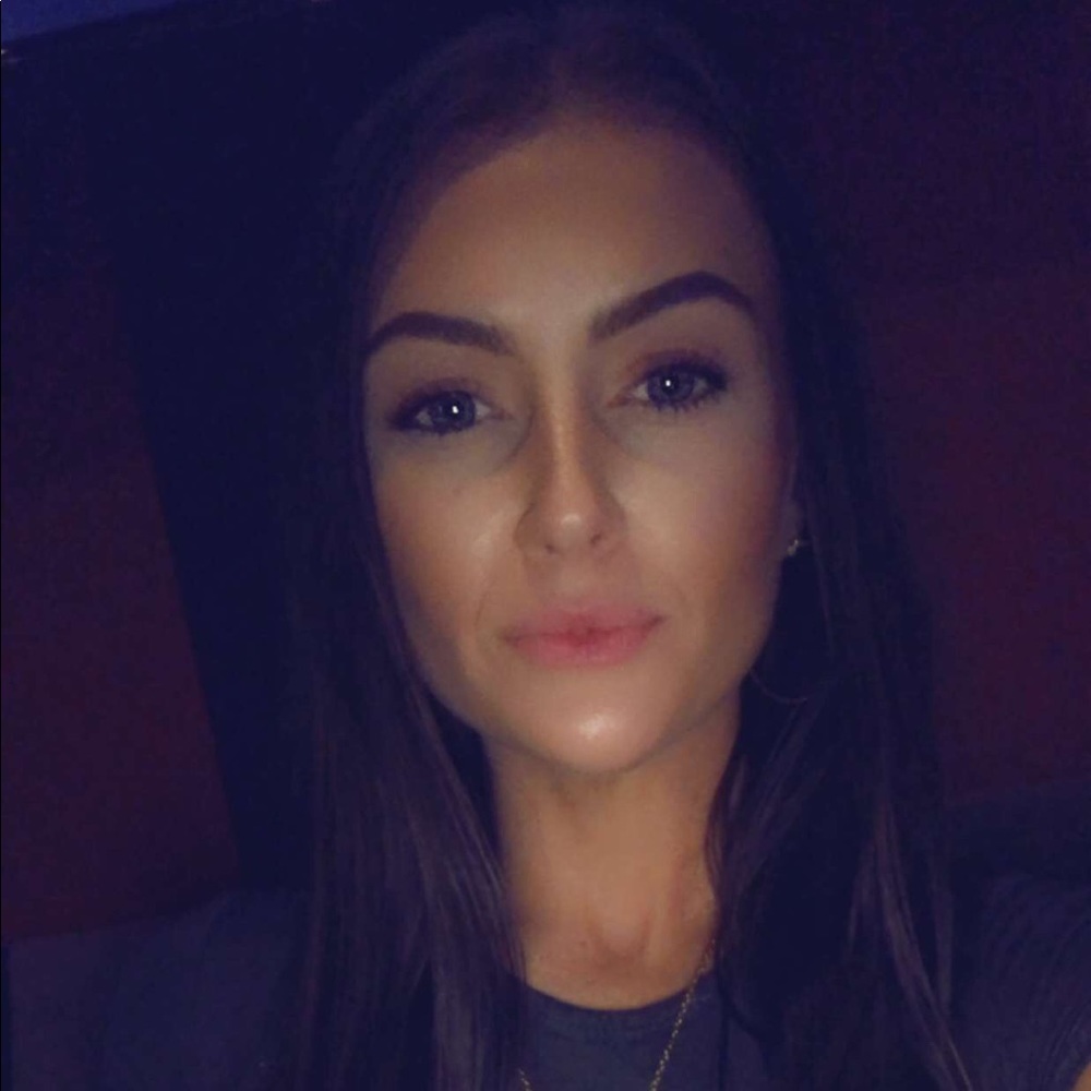 Meet your Posher, Jessica